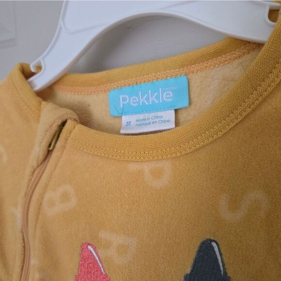 Pekkle Fleece Sleeper Size 3T - Picture 2 of 3